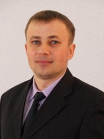 Комлач Дмитрий Иванович, заместитель генерального директора по внедрению и испытаниям НПЦ по механизации сельского хозяйства Комлач Дмитрий Иванович, заместитель генерального директора по внедрению и испытаниям НПЦ по механизации сельского хозяйства